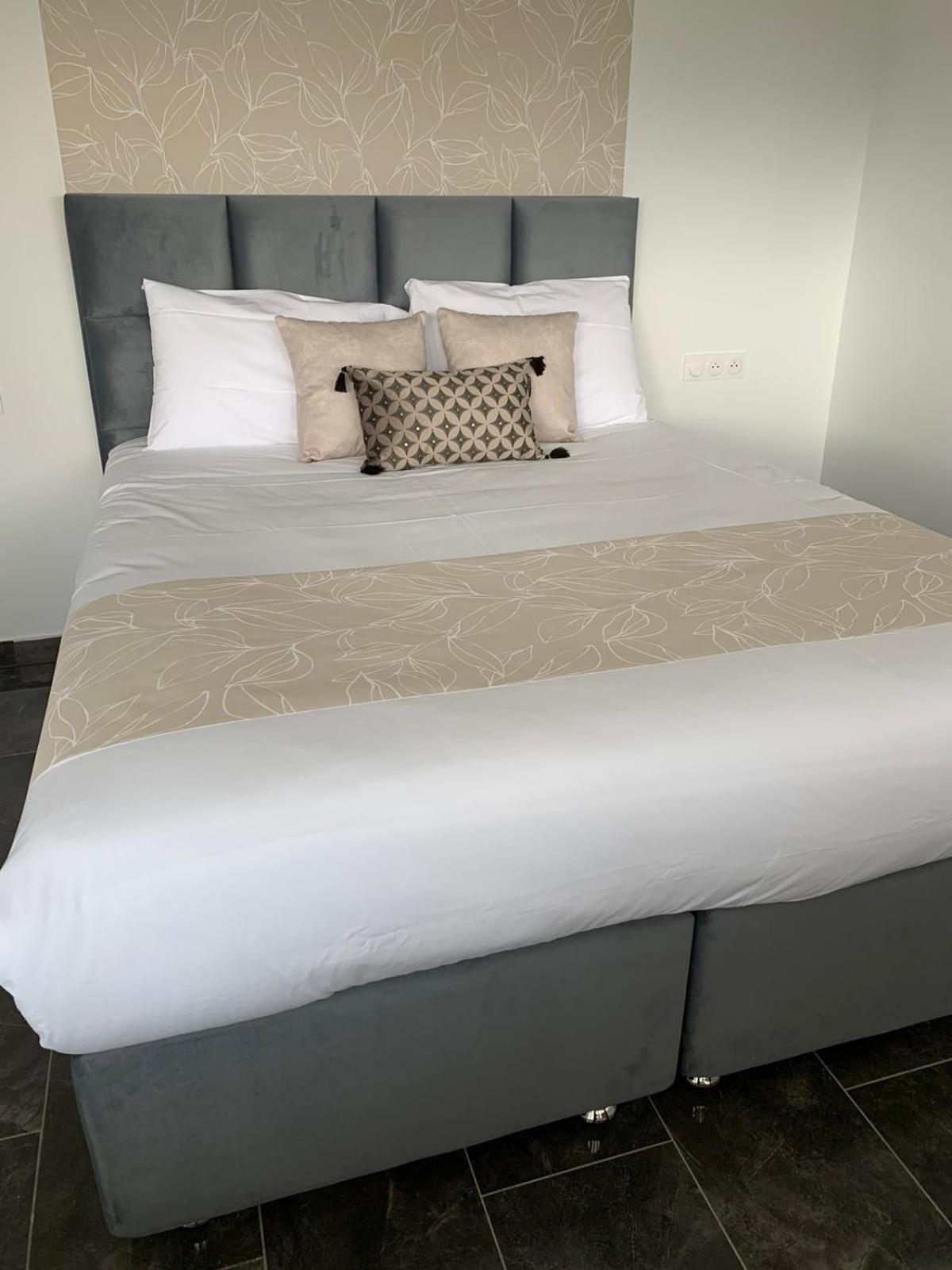 Hotel Parc Les Cigognes Albé Kültér fotó
